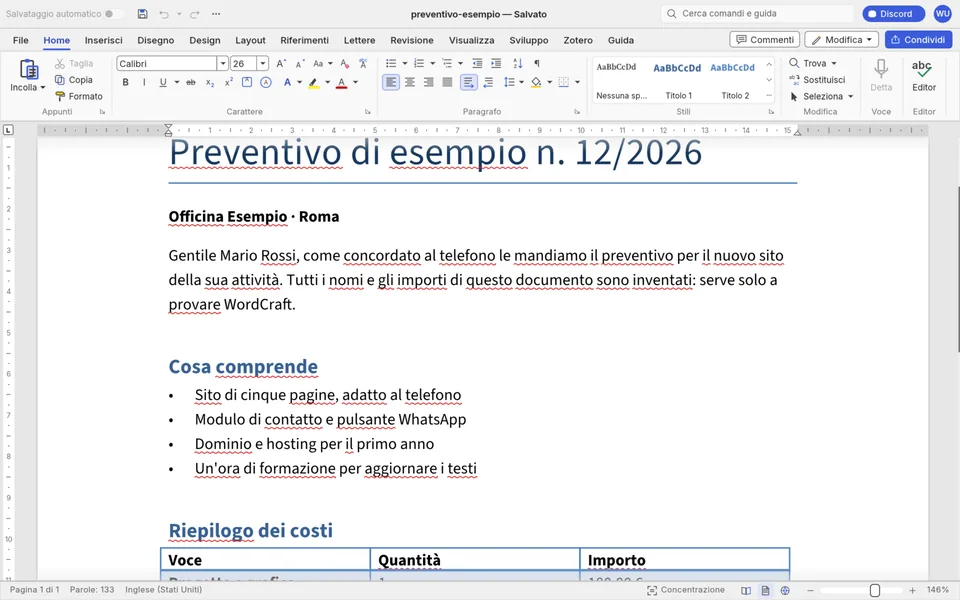 WordCraft con il preventivo di esempio aperto: titolo, paragrafo con le parole italiane sottolineate in rosso, elenco puntato e inizio della tabella dei costi, con la barra multifunzione in italiano